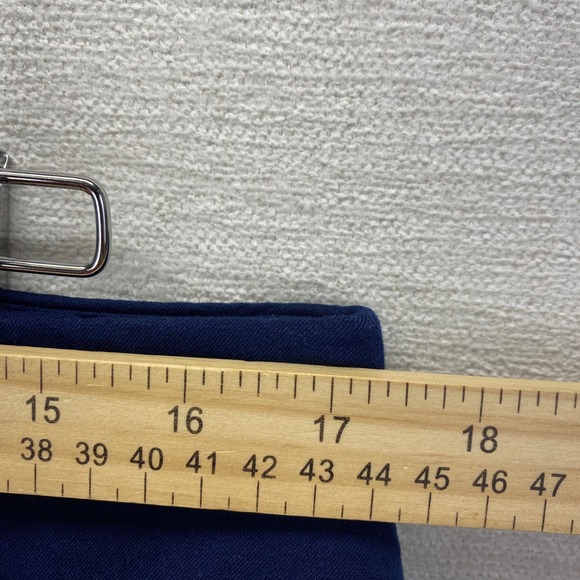 Crown & Ivy Ashley Women's Navy Blue Flat Front Shorts Size 14 Pull On Stetch - Picture 5 of 10